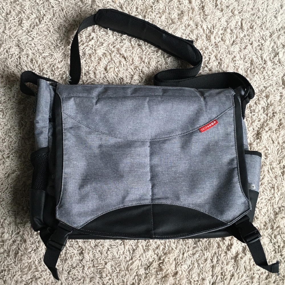 SKIPHOP messenger diaper bag
